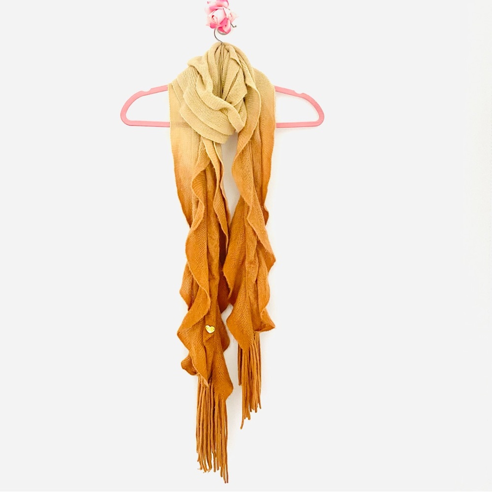 💕Pretty Ombre Brown Ruffled
Scarf SZ OS